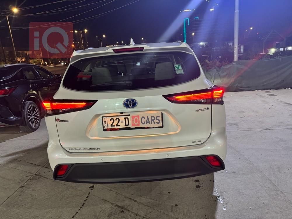 تۆیۆتا هایلاندەر